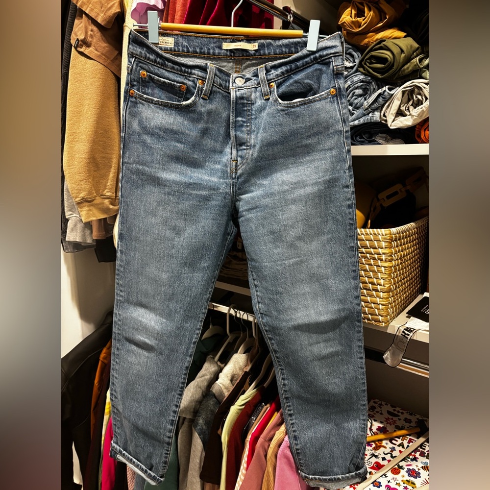 Levi's Wedgie Jeans.  EUC.  Size 29